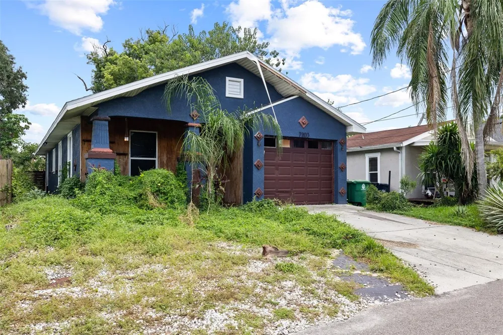 7203 NAVIN AVENUE Tampa, FL 33604