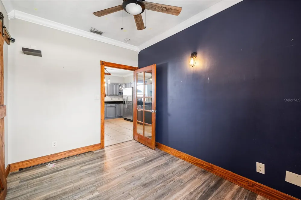 7203 NAVIN AVENUE Tampa, FL 33604