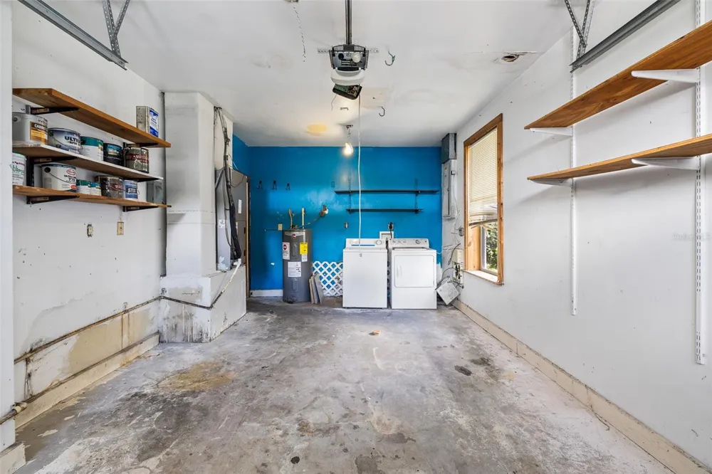 7203 NAVIN AVENUE Tampa, FL 33604