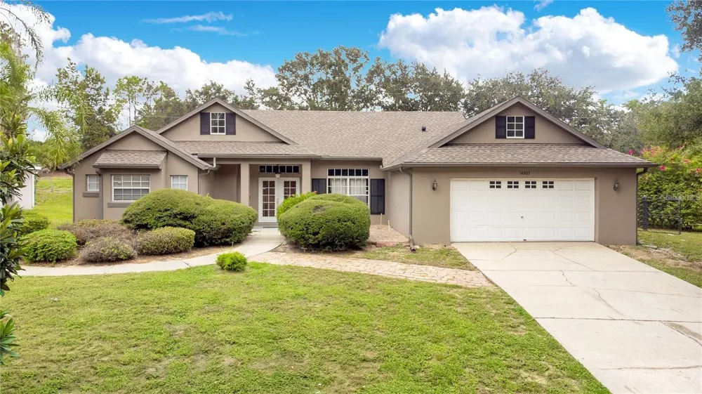 14203 VISTA DEL LAGO BOULEVARD Clermont, FL 34711