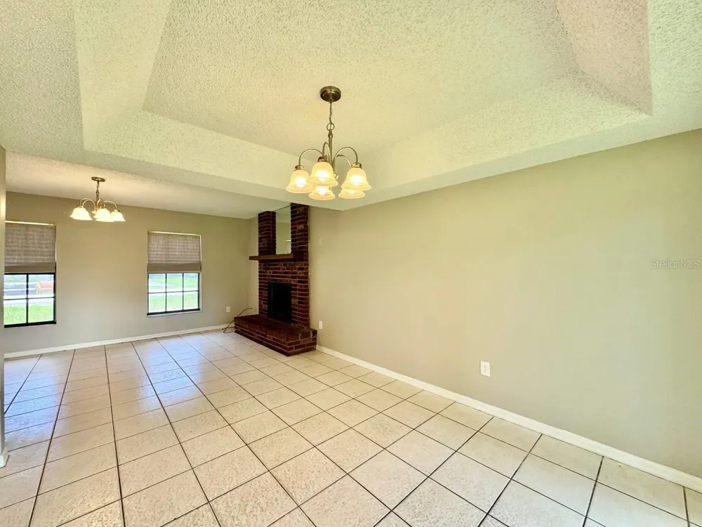 5132 CHILKOOT STREET Tampa, FL 33617