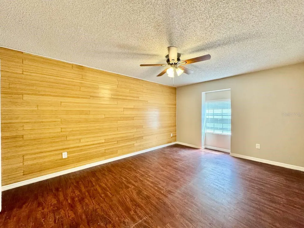 5132 CHILKOOT STREET Tampa, FL 33617