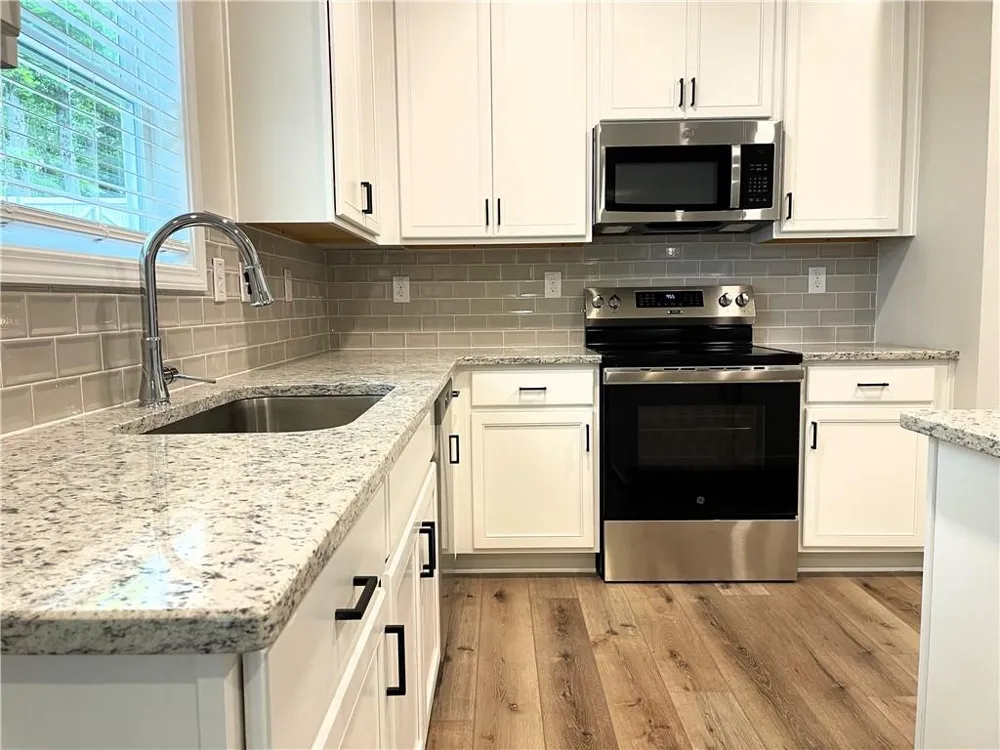 414 Fox Creek Dr Braselton, GA 30517