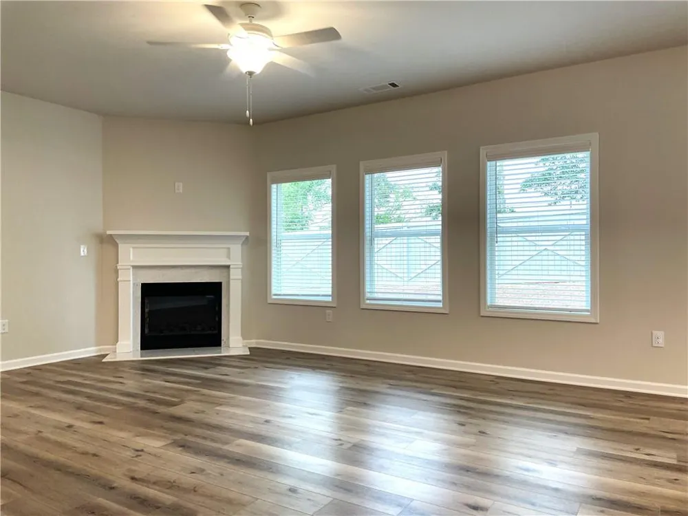 414 Fox Creek Dr Braselton, GA 30517