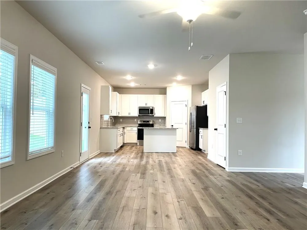 414 Fox Creek Dr Braselton, GA 30517