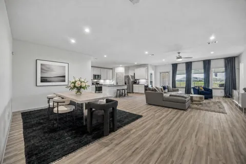 3527 Lake Landing Lane