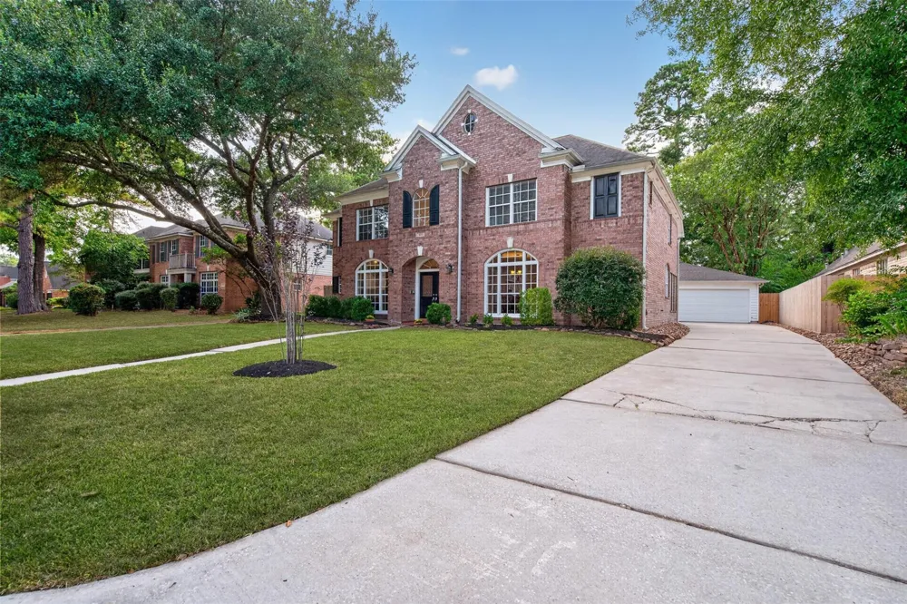 4211 Brook Shadow Drive Kingwood, TX 77345