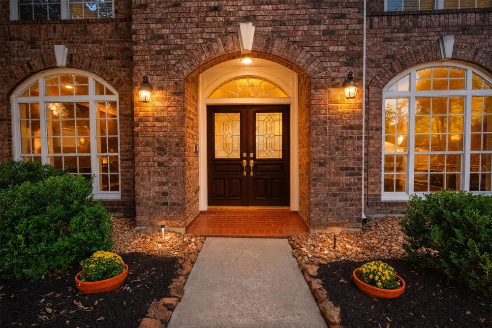 4211 Brook Shadow Drive Kingwood, TX 77345