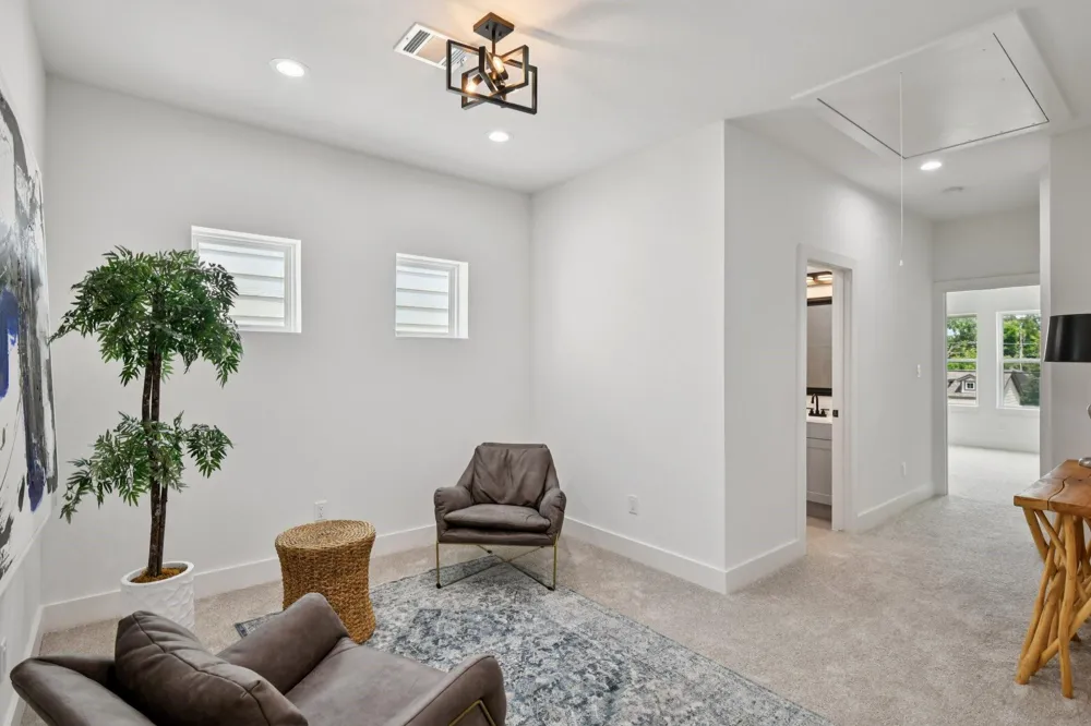 6806 Madrid Street Houston, TX 77021