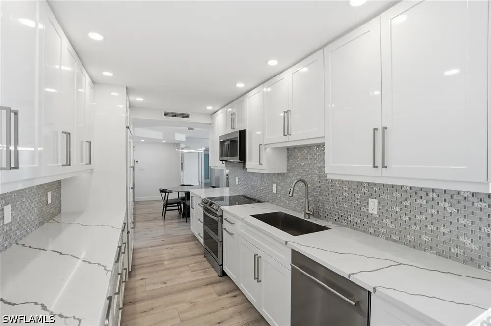 Gulf Shore Boulevard #1407 Naples, FL 34103