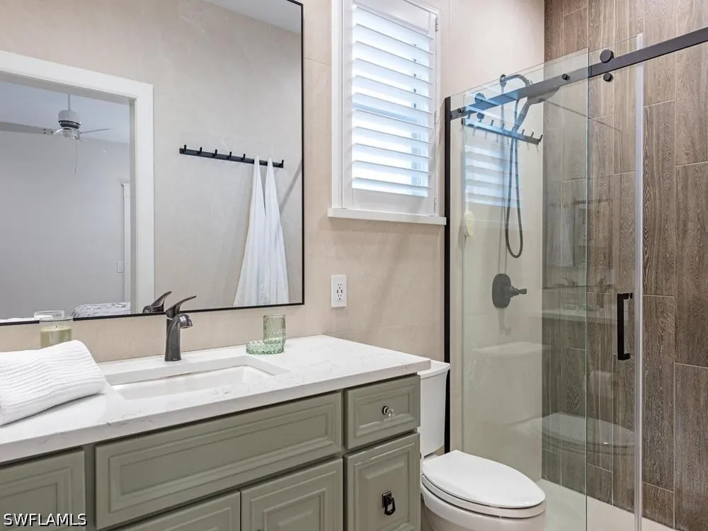 109th Avenue Naples, FL 34108