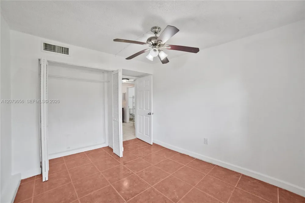 7155 NW 179th St #108 Hialeah, FL 33015