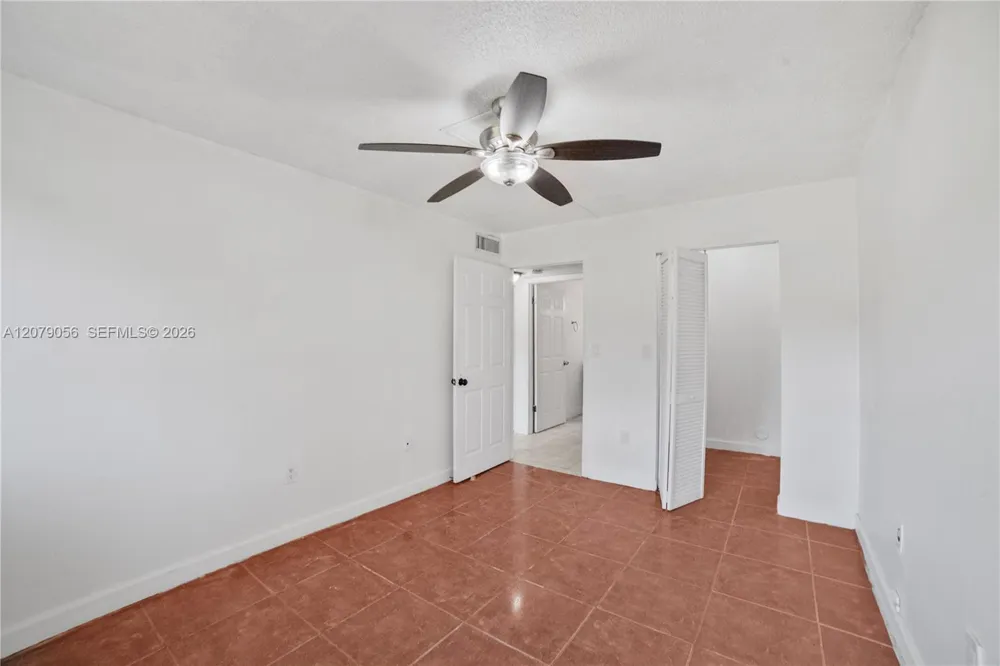 7155 NW 179th St #108 Hialeah, FL 33015