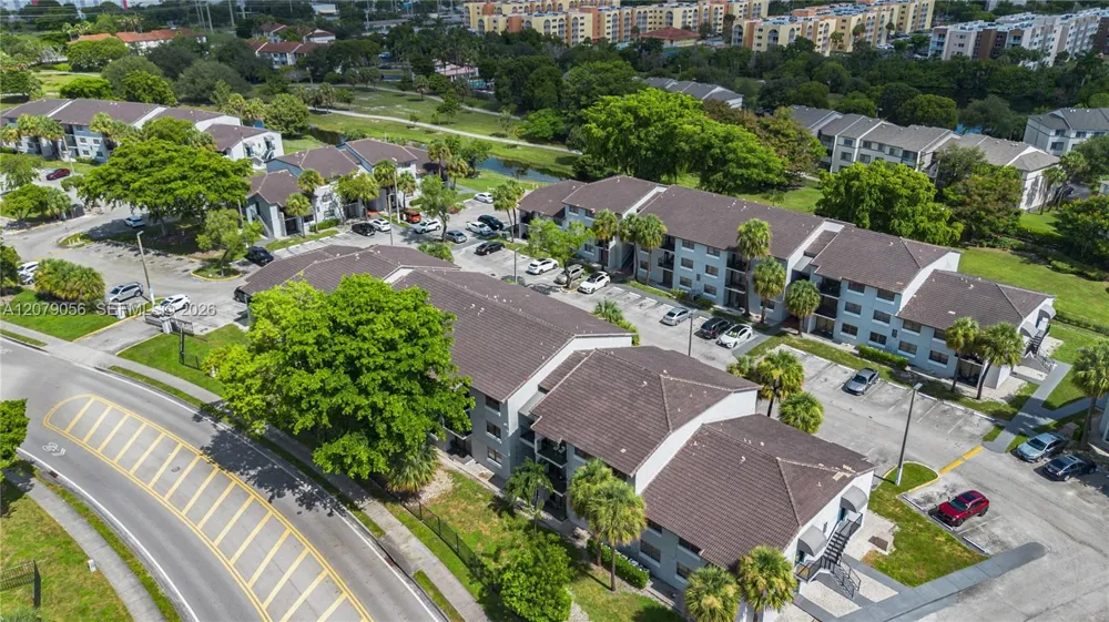 7155 NW 179th St #108 Hialeah, FL 33015