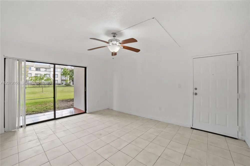 7155 NW 179th St #108 Hialeah, FL 33015