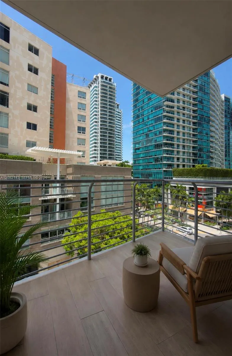 90 NE 32nd street #513 Miami, FL 33137