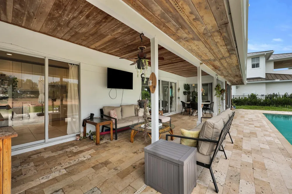 229 Fairway W Tequesta, FL 33469