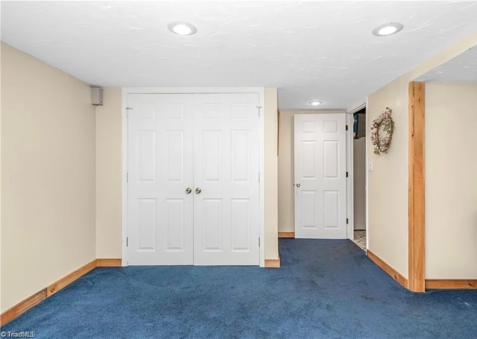 1105 Deer Run Lane Yadkinville, NC 27055