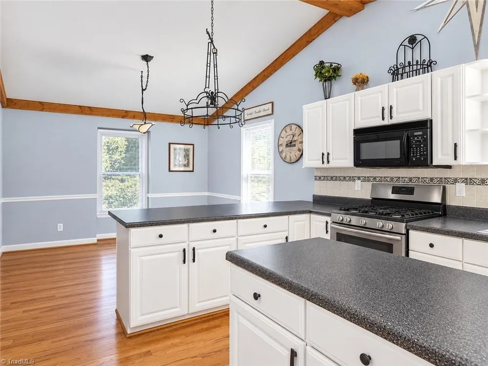 1105 Deer Run Lane Yadkinville, NC 27055