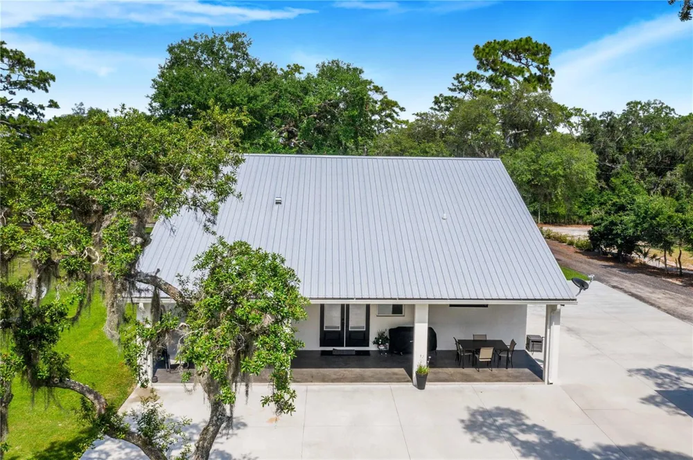 12510 LAKE HATCHINEHA ROAD Haines City, FL 33844