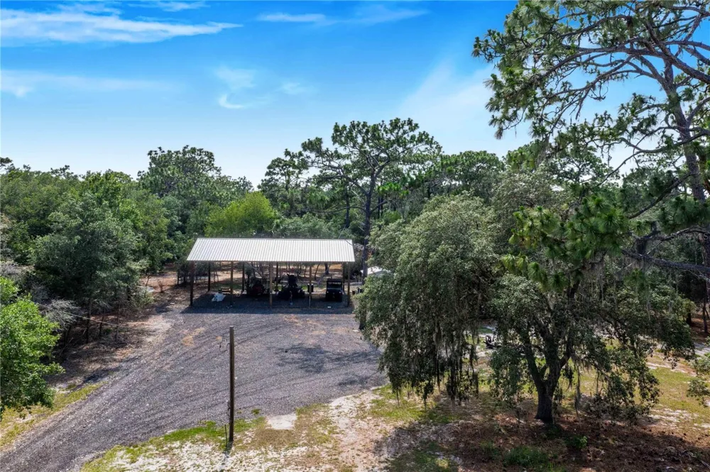 12510 LAKE HATCHINEHA ROAD Haines City, FL 33844