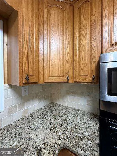 1414 Sycamore DR NW Kennesaw, GA 30152