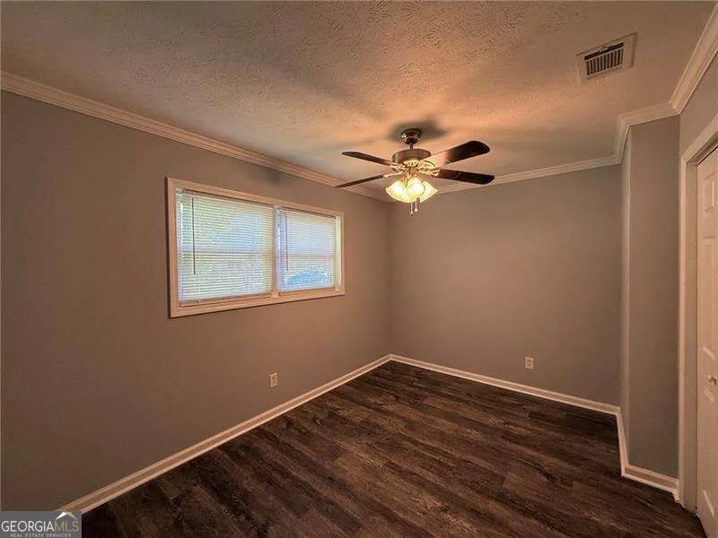 1414 Sycamore DR NW Kennesaw, GA 30152