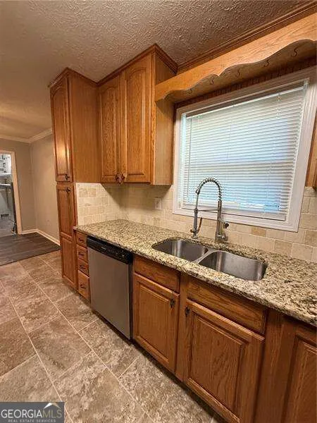 1414 Sycamore DR NW Kennesaw, GA 30152