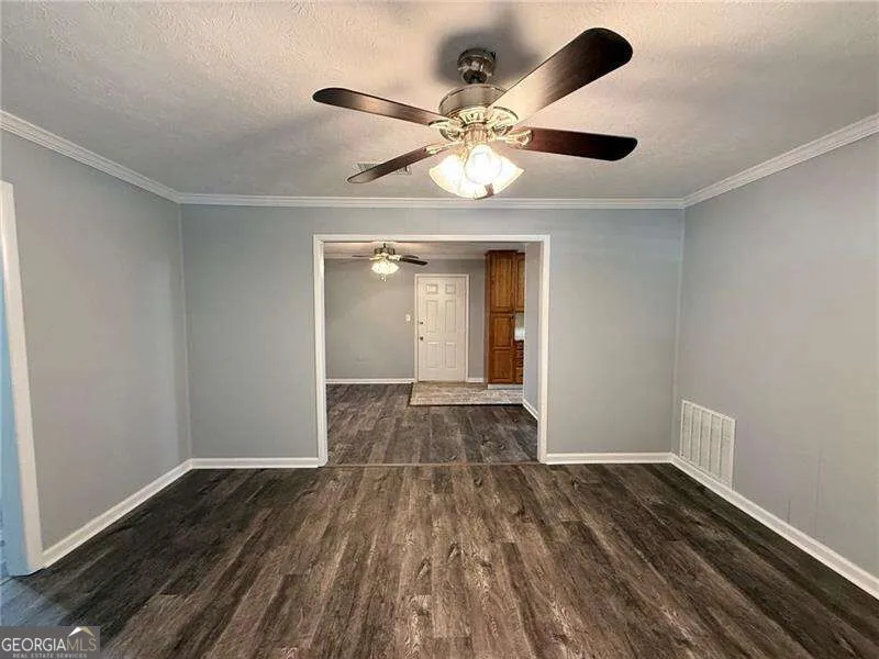 1414 Sycamore DR NW Kennesaw, GA 30152