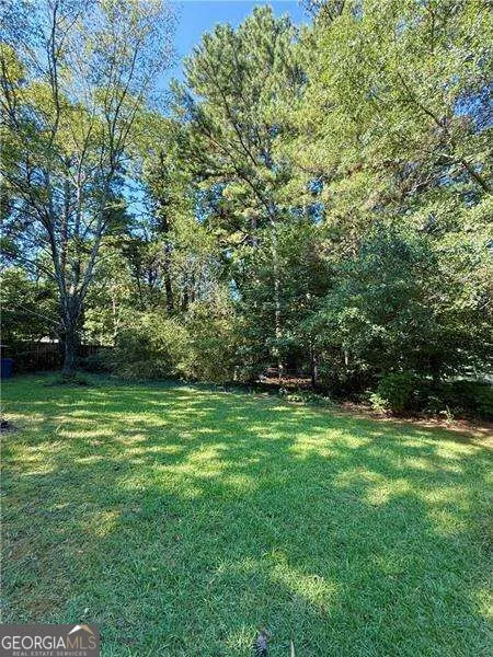 1414 Sycamore DR NW Kennesaw, GA 30152