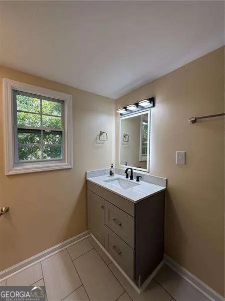1414 Sycamore DR NW Kennesaw, GA 30152