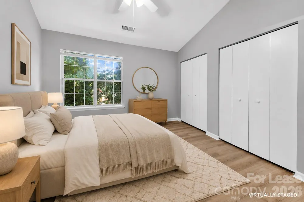 6315 Windsor Gate Lane Charlotte, NC 28215