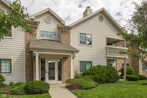 946 Lenox Lane #UNIT 207