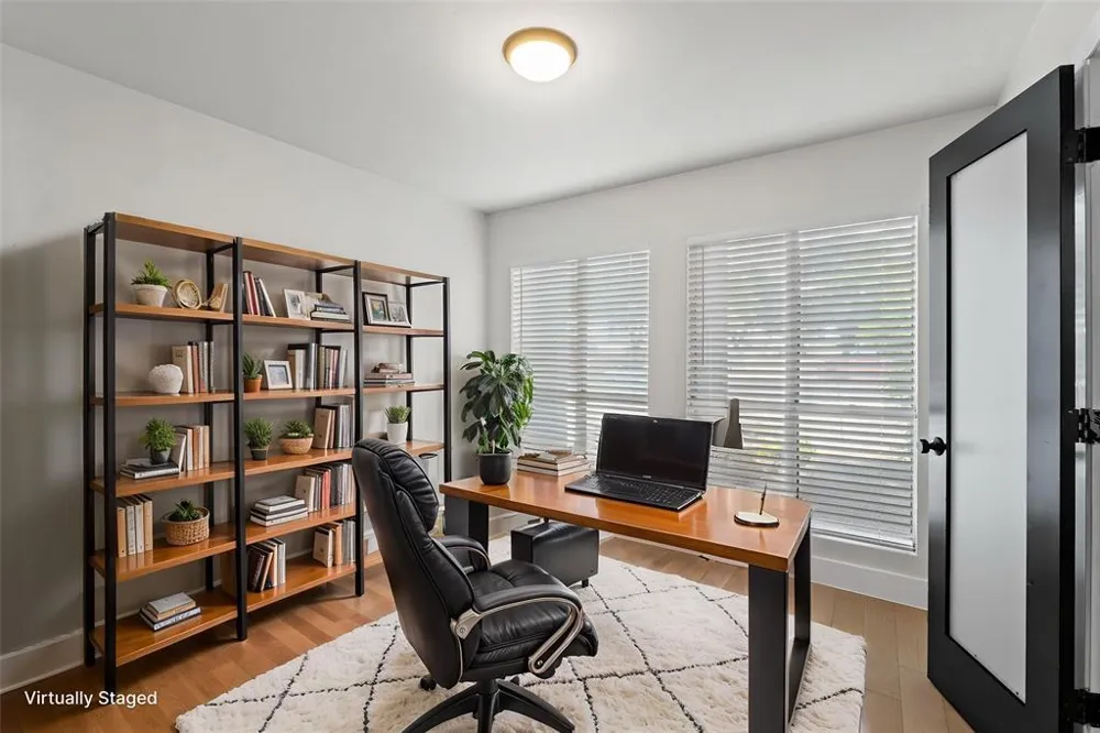909 Reinli Street #101 Austin, TX 78751