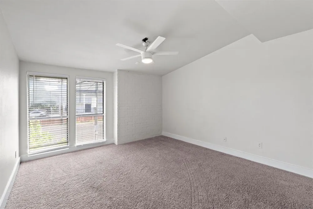 909 Reinli Street #101 Austin, TX 78751
