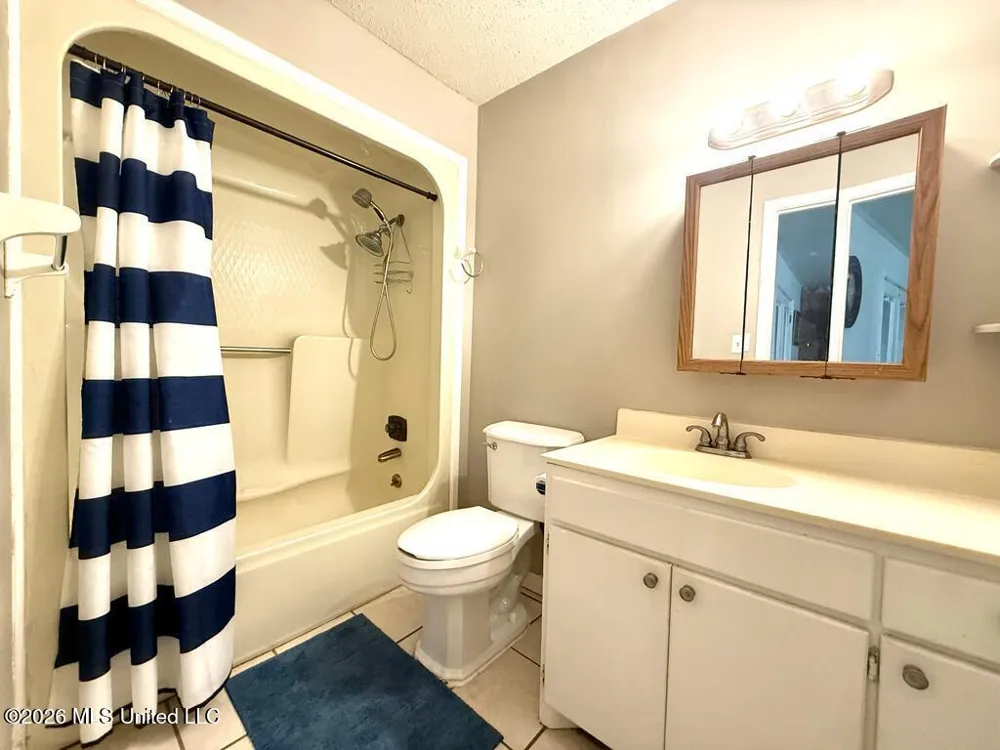 206 Glenwood Drive Carriere, MS 39426