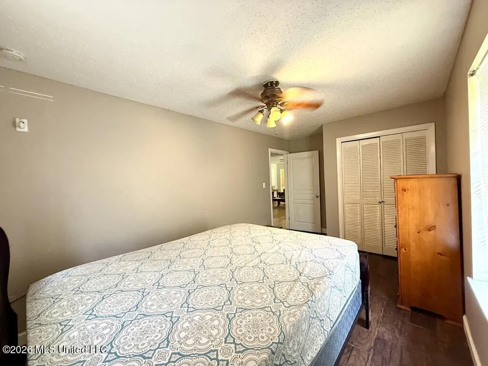 206 Glenwood Drive Carriere, MS 39426