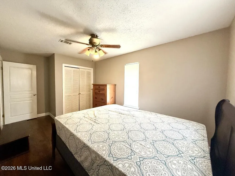206 Glenwood Drive Carriere, MS 39426