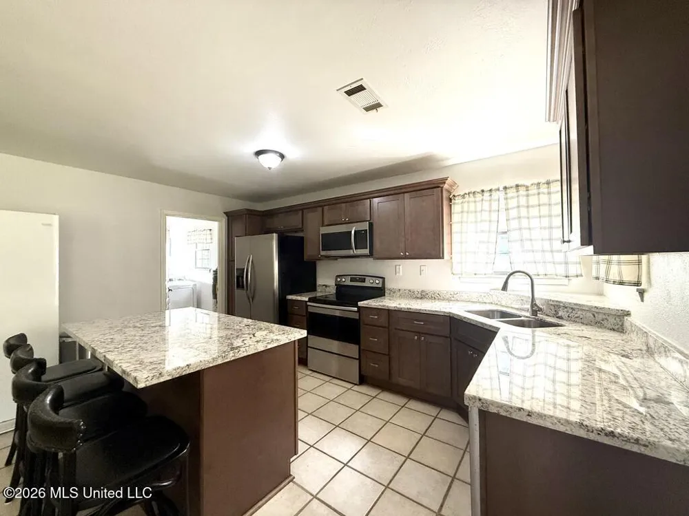 206 Glenwood Drive Carriere, MS 39426