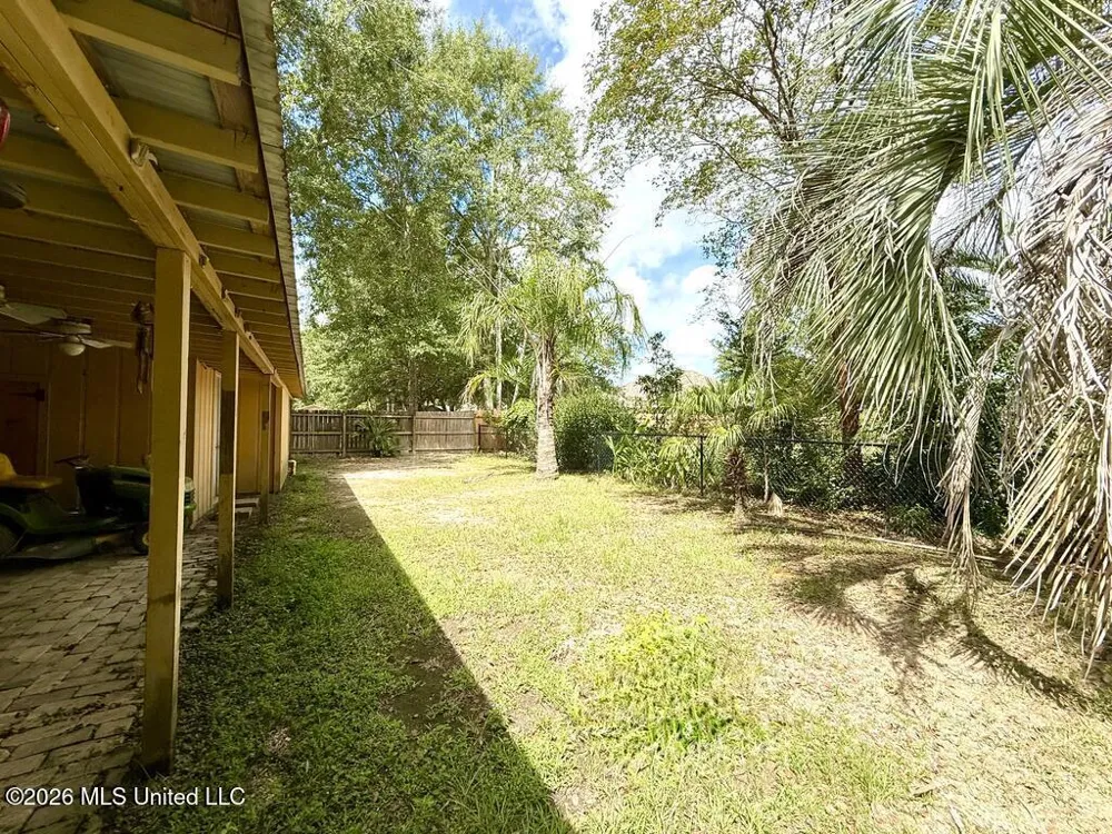 206 Glenwood Drive Carriere, MS 39426