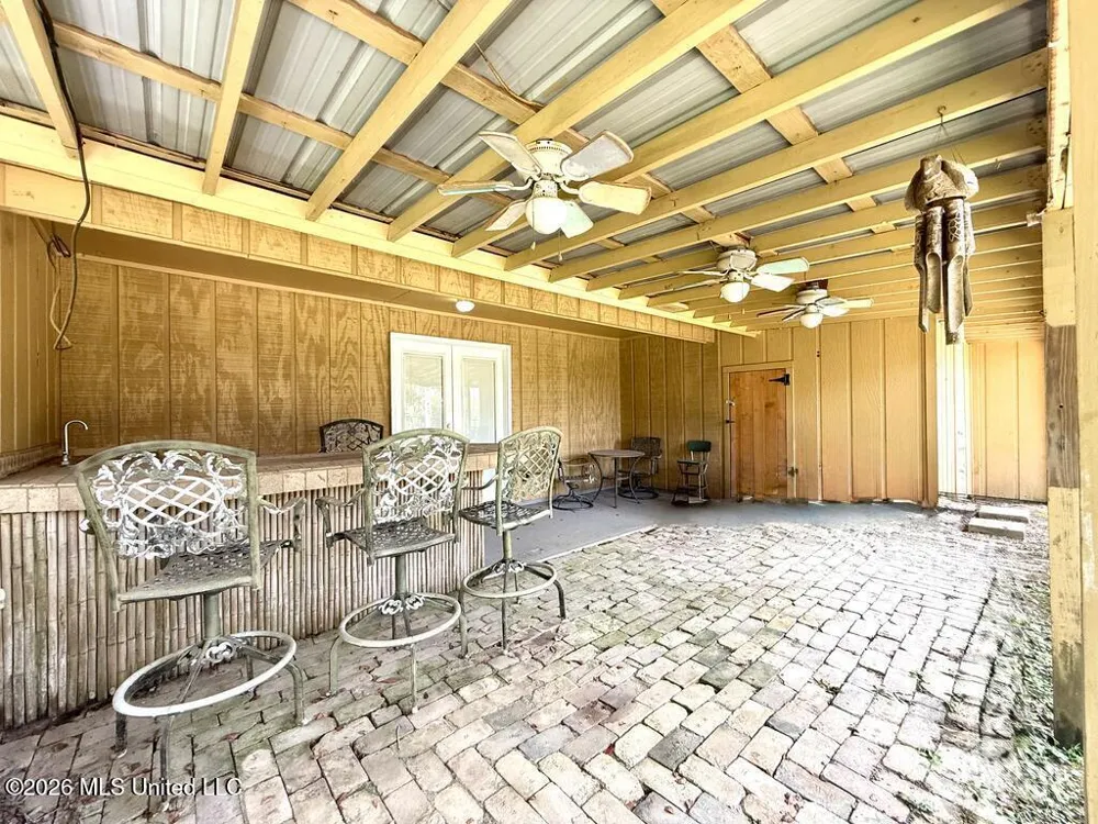 206 Glenwood Drive Carriere, MS 39426