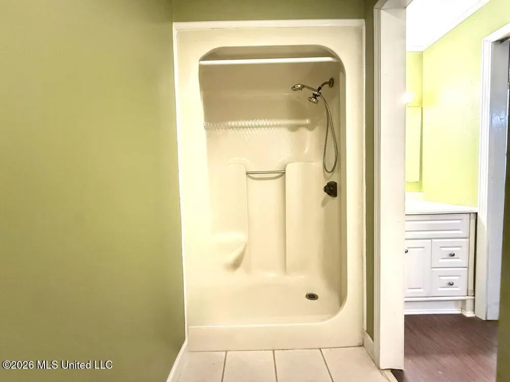 206 Glenwood Drive Carriere, MS 39426
