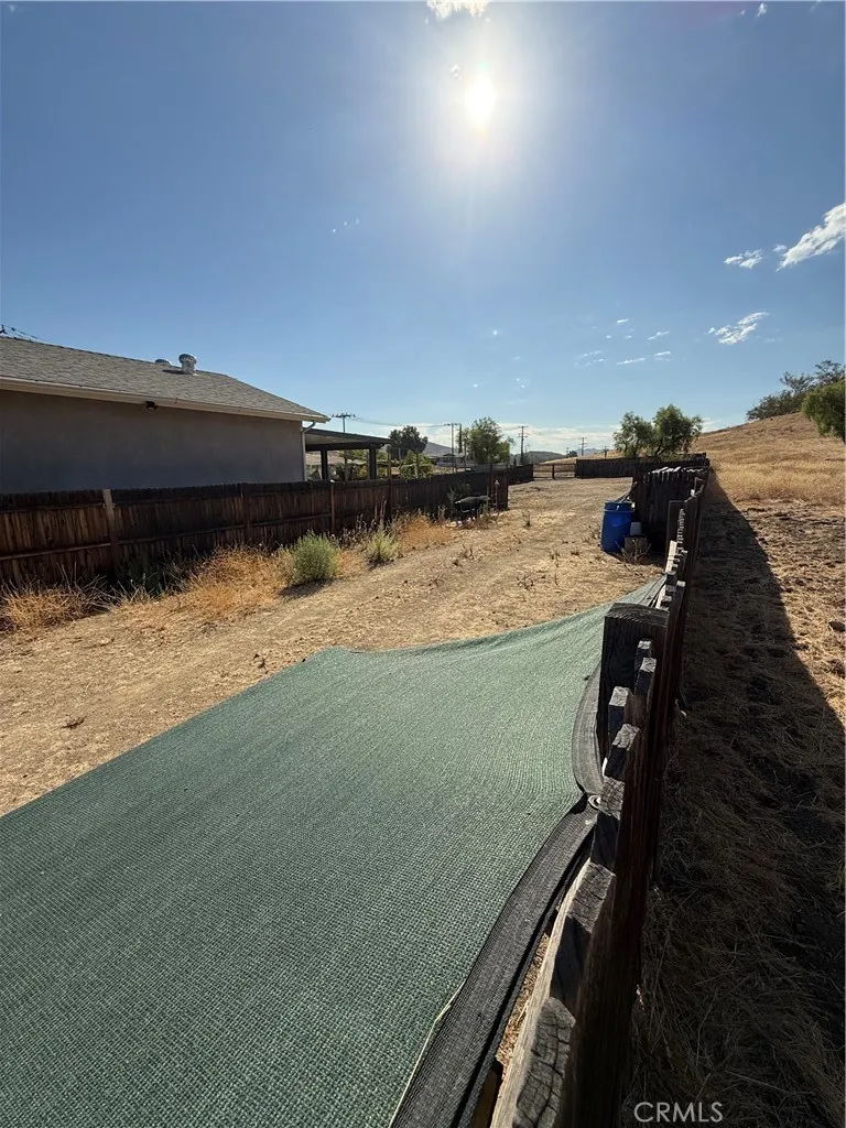 3 Miller Lake Elsinore, CA 92530