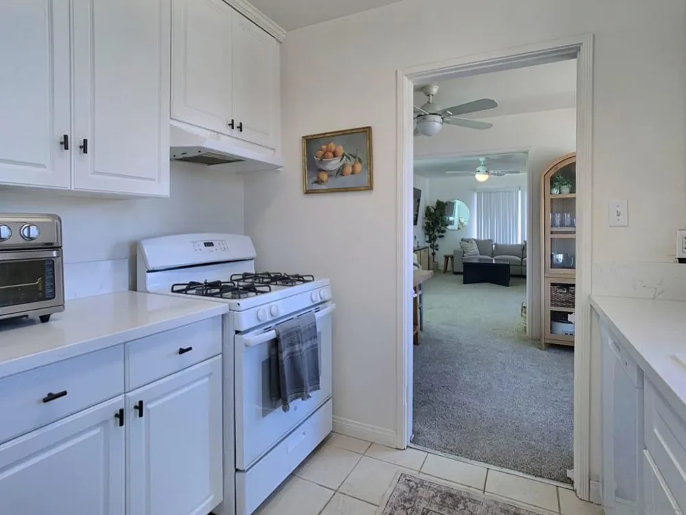 5111 Jackson Drive La Mesa, CA 91942