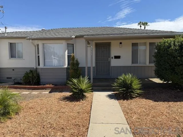 5111 Jackson Drive La Mesa, CA 91942