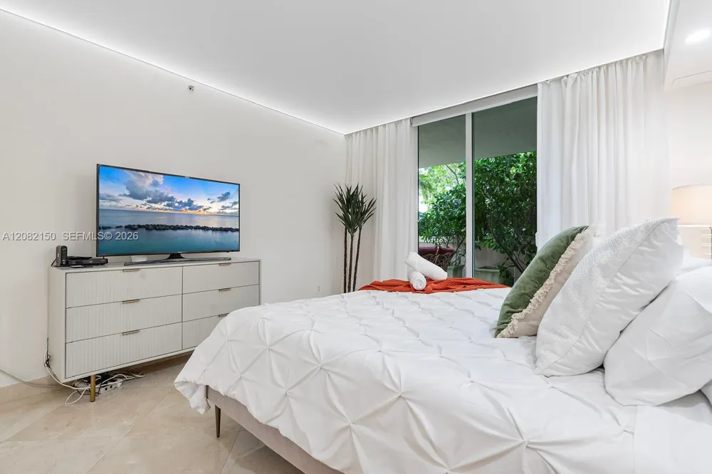 17555 Atlantic Blvd #508 Sunny Isles Beach, FL 33160