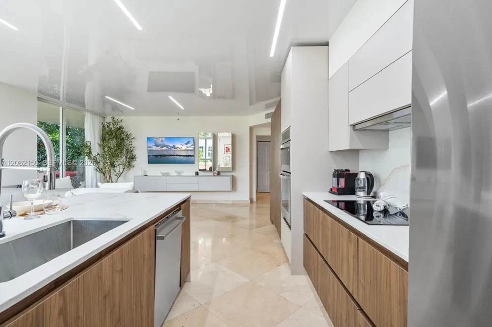 17555 Atlantic Blvd #508 Sunny Isles Beach, FL 33160