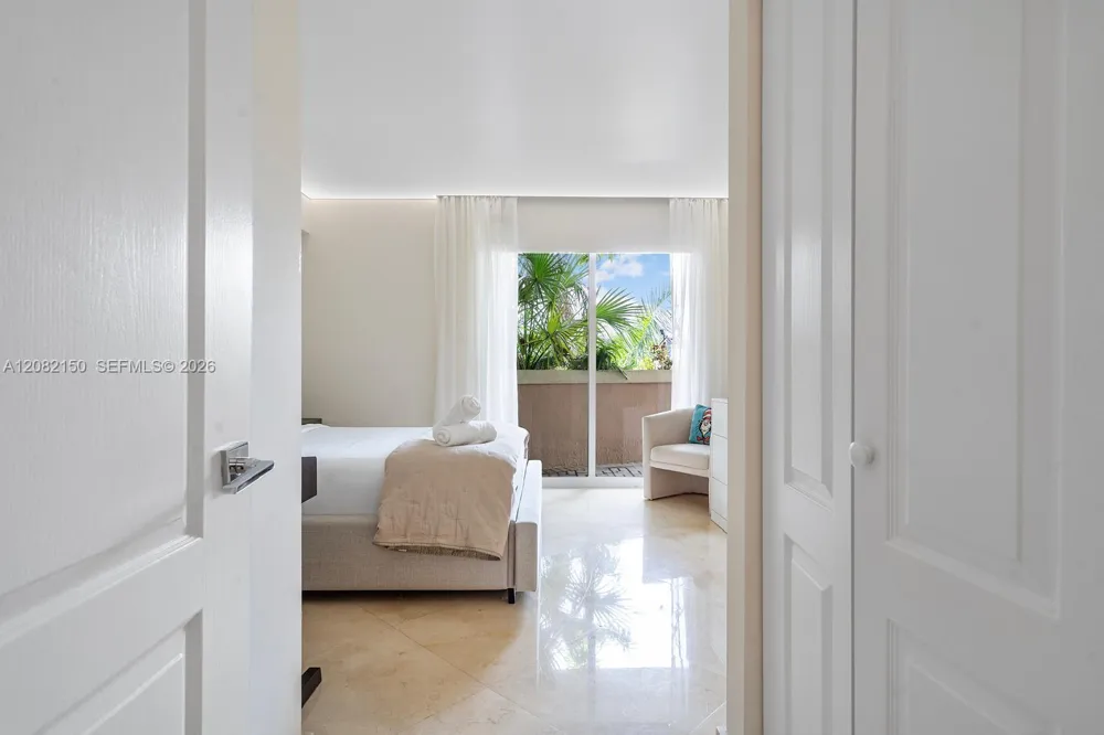 17555 Atlantic Blvd #508 Sunny Isles Beach, FL 33160