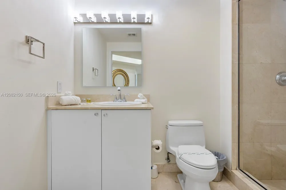 17555 Atlantic Blvd #508 Sunny Isles Beach, FL 33160