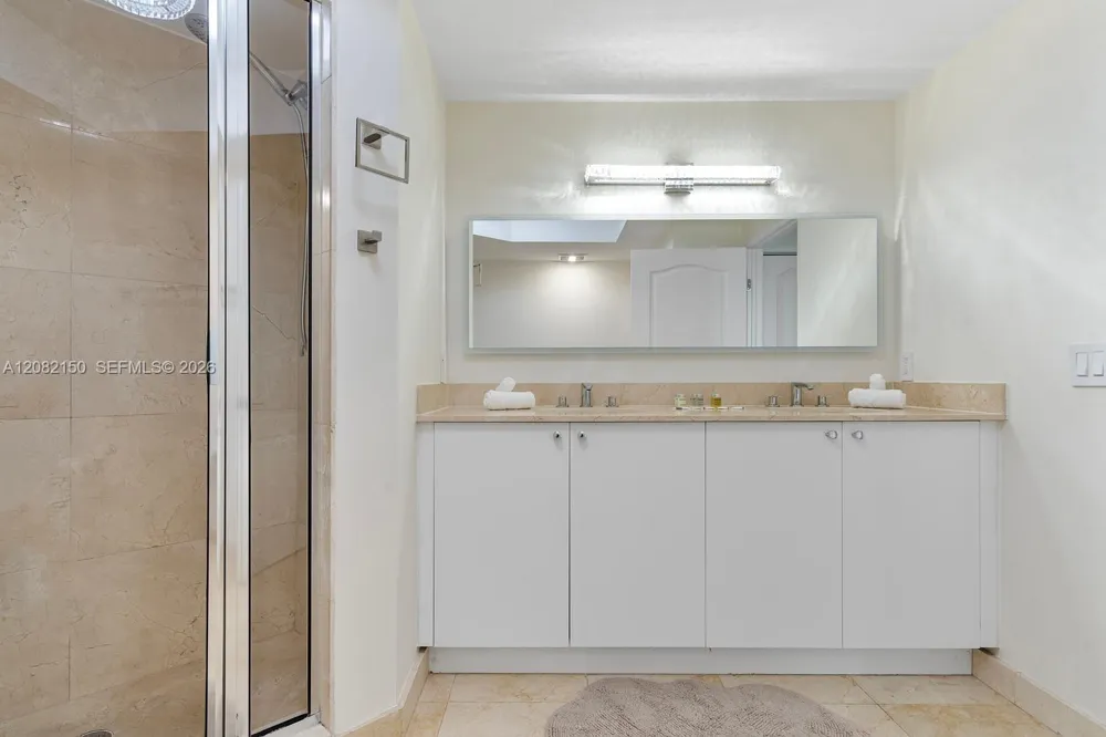 17555 Atlantic Blvd #508 Sunny Isles Beach, FL 33160